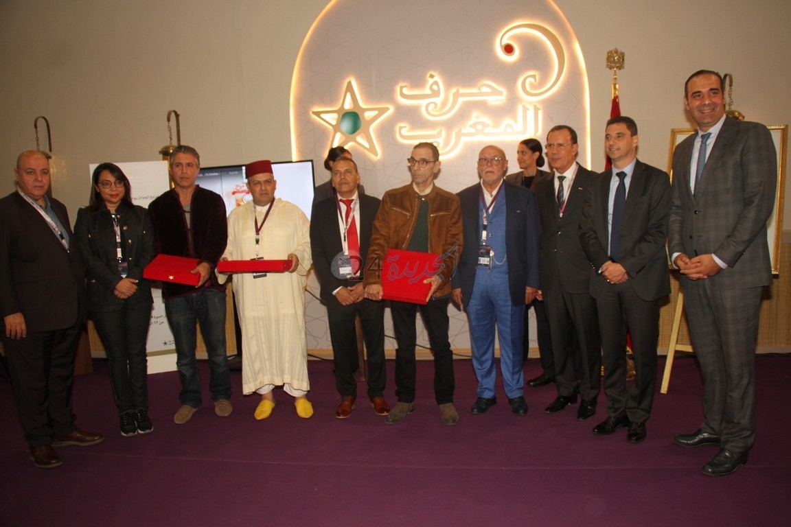 بالصور ...  فؤاد الإدريسي من فاس يفوز بجائزة أحسن سرج حامل لشارة التقليدي الأصيل في نسخته الأولى