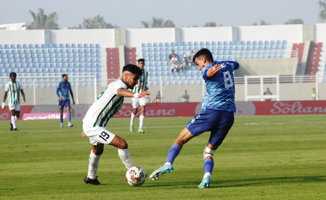 بالصور .. الدفاع الحسني الجديدي يلتحق بالصف الاول مناصفة مع ثلاثة فرق