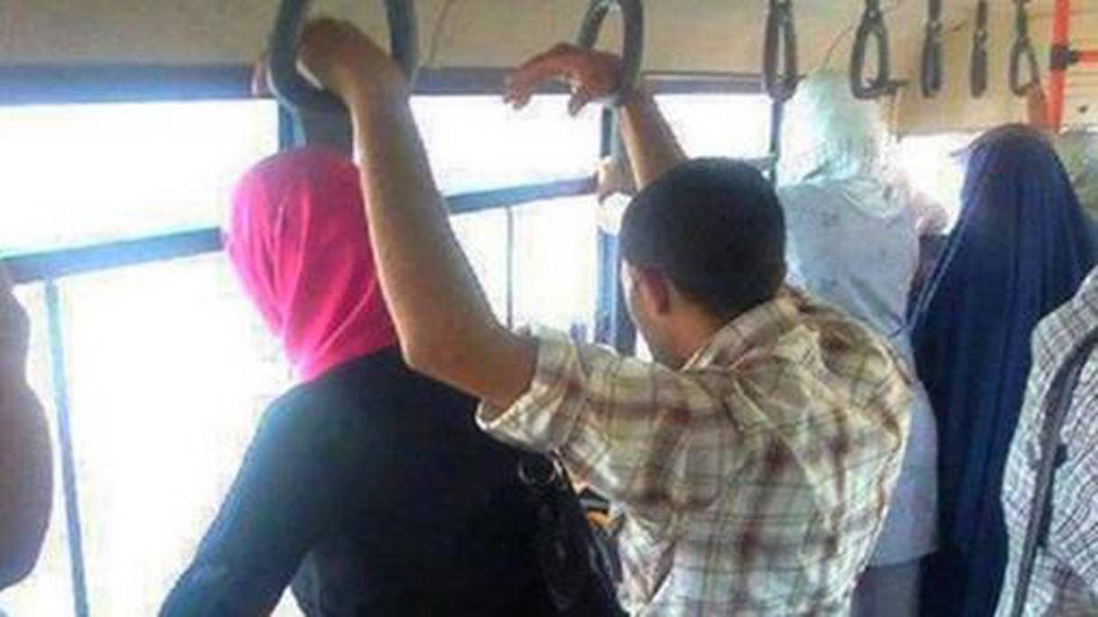 السجن النافذ لشاب تحرش جنسيا بسيدة داخل حافلة للنقل الحضري بالجديدة