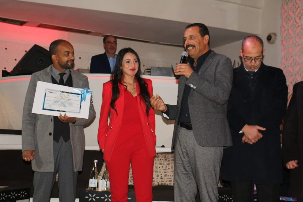 بنطلحة الأستاذ المؤسس للعيادة القانونية بالمغرب والعالم العربي يتحدث عن تخرج الفوج الأول للعيادة القانونية في مجال الاستشارة القانونية