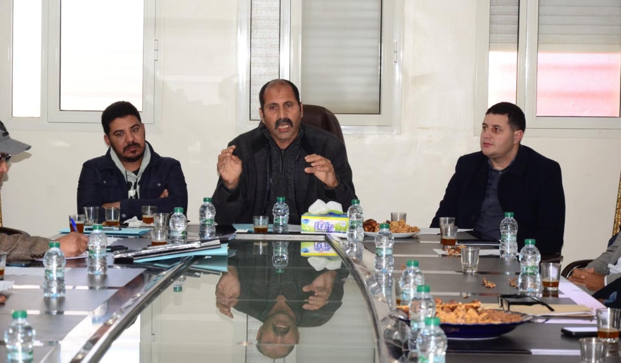 سيدي بنور.. مجلس جماعة الغربية يصادق بإجماع على جميع نقط جدول أعمال دورة فبراير 2024