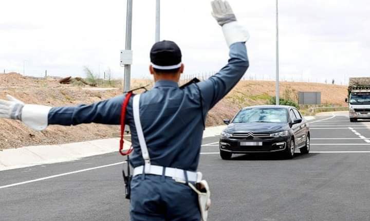 دركيون ''ينصبون'' فخاخ الرادار بكيفية غير قانونية بطرقات الجديدة وسيدي بنور