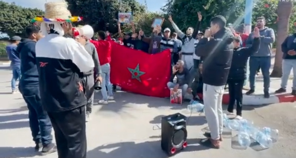 في انتظار التدخل الجماعي لايجاد حل للمعاناة.. سكان دواوير الجديدة يعانون من ندرة الماء الصالح للشرب