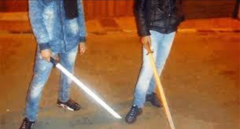 ''السيبة'' .. عصابة مدججة بالسيوف تخلق الرعب في ساكنة دوار الضحاك الجديدة