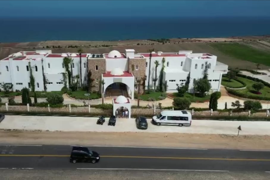 فندق Villa la Falaise بقصبة أيير بضواحي الواليدية يفتتح موسمه الصيفي بحفل حليميات