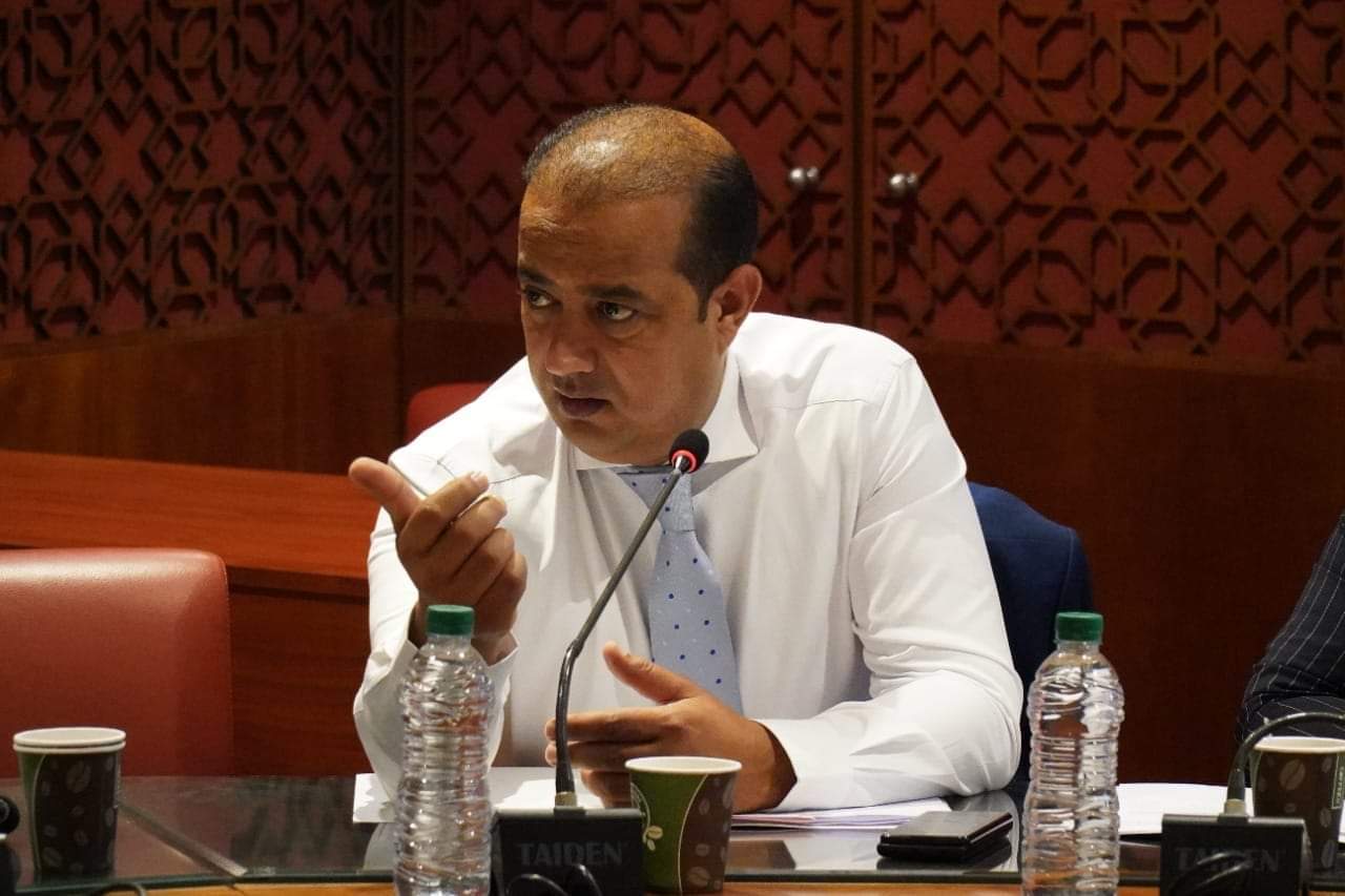 لوحات تسونامي ''الجديدة'' تدخل البرلمان والفاطمي يسائل وزير التعليم العالي