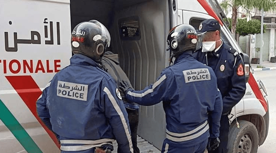 عناصر الشرطة بالامن الإقليمي بمدينة الجديدة توقف شخص للاشتباه في تورطه في قضية التغرير بقاصر