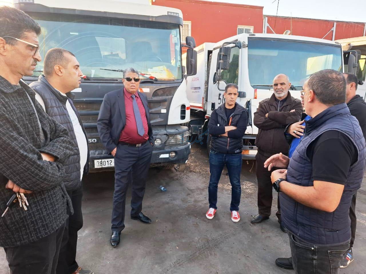 بالصور...  النائب الأول لرئيس جماعة الجديدة يجتمع مع ممثلي شركة النظافة ارما هولدينغ