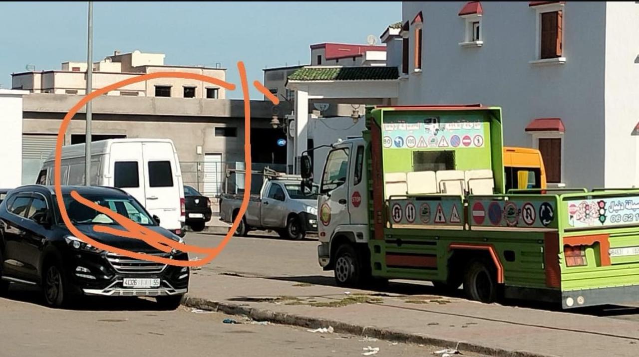 سيارة و زودياك ومحركات تستنفر امن الزمامرة