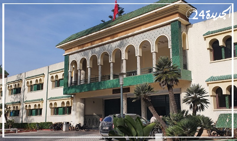 دورة ساخنة للمجلس الجماعي للجديدة للموافقة على الثمن الافتتاحي ودفتر التحملات الخاص بصفقة اللوحات الإشهارية