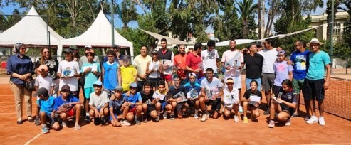 الدفاع الحسني الجديدي للتنس: قرن من العطاء والتميز على الصعيد الوطني