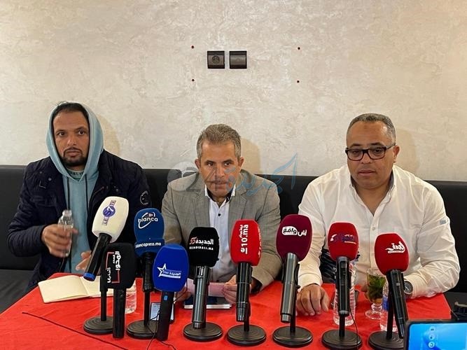 ندوة صحفية لكشف ملابسات الاعتداء الذي تعرض له الصحفيين  خلال مباراة  الدفاع الحسني الجديدى والنادي المكناسي