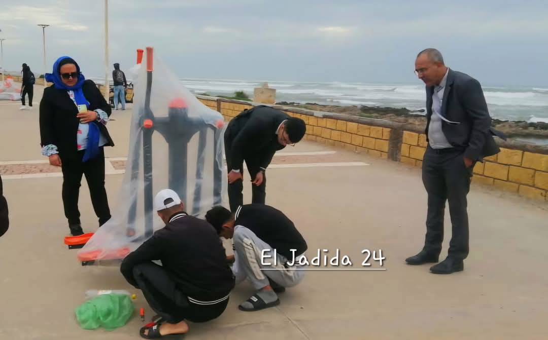 تجهيزات رياضية عمومية  تؤثت كورنيش شارع النصر بالجديدة