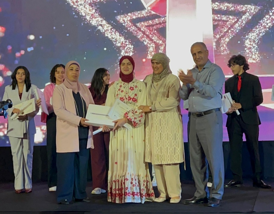 تلميذة من مؤسسة إحسان بالجديدة تفوز بالنسخة الأولى من مسابقة ''طوب سبيكر جينيور''