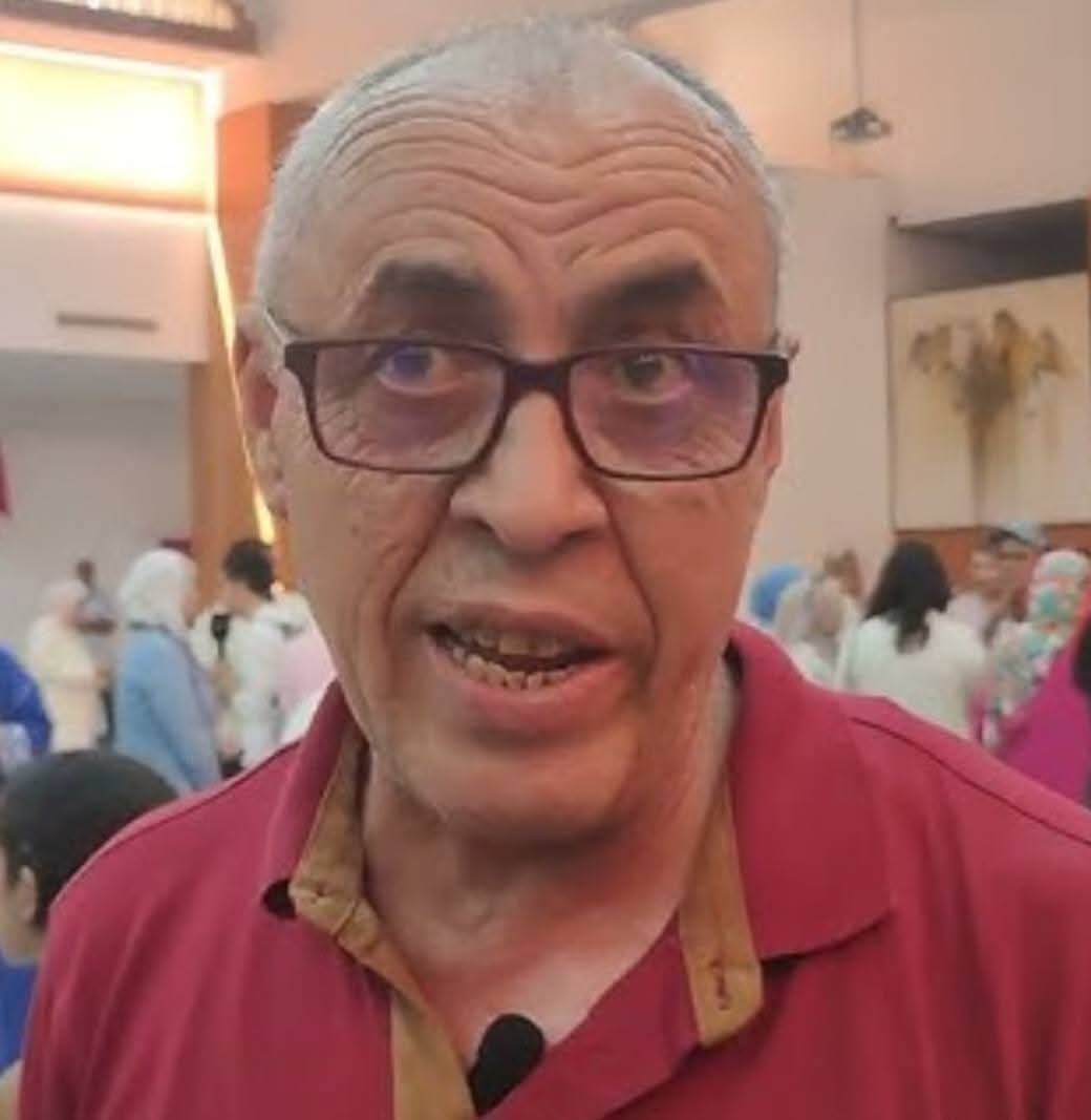 سعيد مناف : المديرية الإقليمية تنخرط في الدعاية للمؤسسات الخصوصية  .