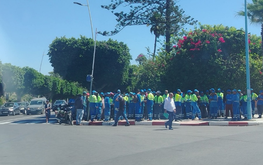 توضيح بخصوص احتجاج عمال النظافة بالجديدة : الشركة ملتزمة بأجور عمالها والاحتجاج يخص مستحقات قديمة في عهد الشركة السابقة