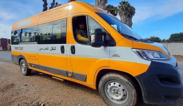 جمعية النقل المدرسي بجماعة اشتوكة.. دعم سخي ومعاناة مستمرة للاسر