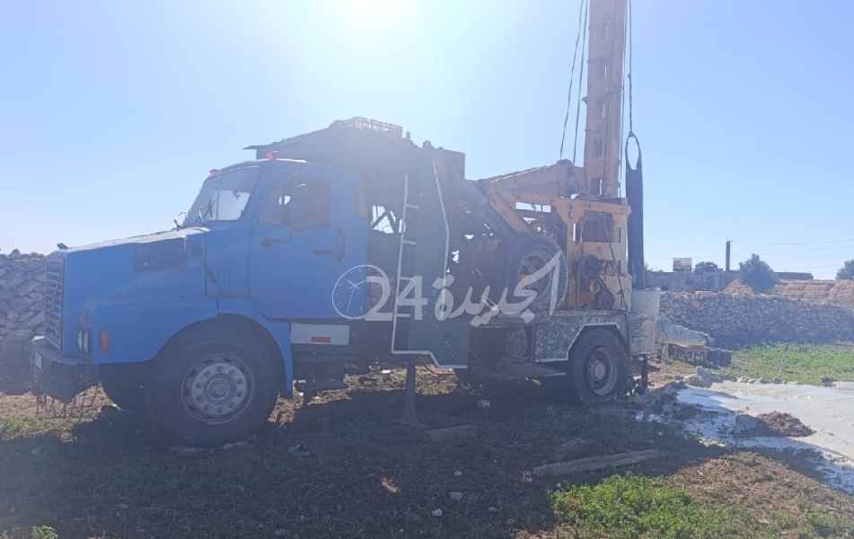 الدرك الملكي يصادر شاحنتين لحفر الآبار بدون ترخيص بجماعة سيدي إسماعيل