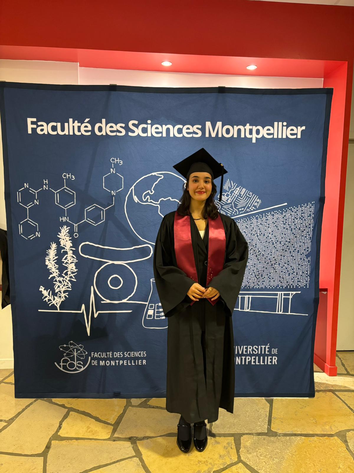 آلاء بنهروال… كفاءة مغربية شابة تتوج مسارها الأكاديمي بماستر في علوم البيولوجيا بجامعة مونبليي