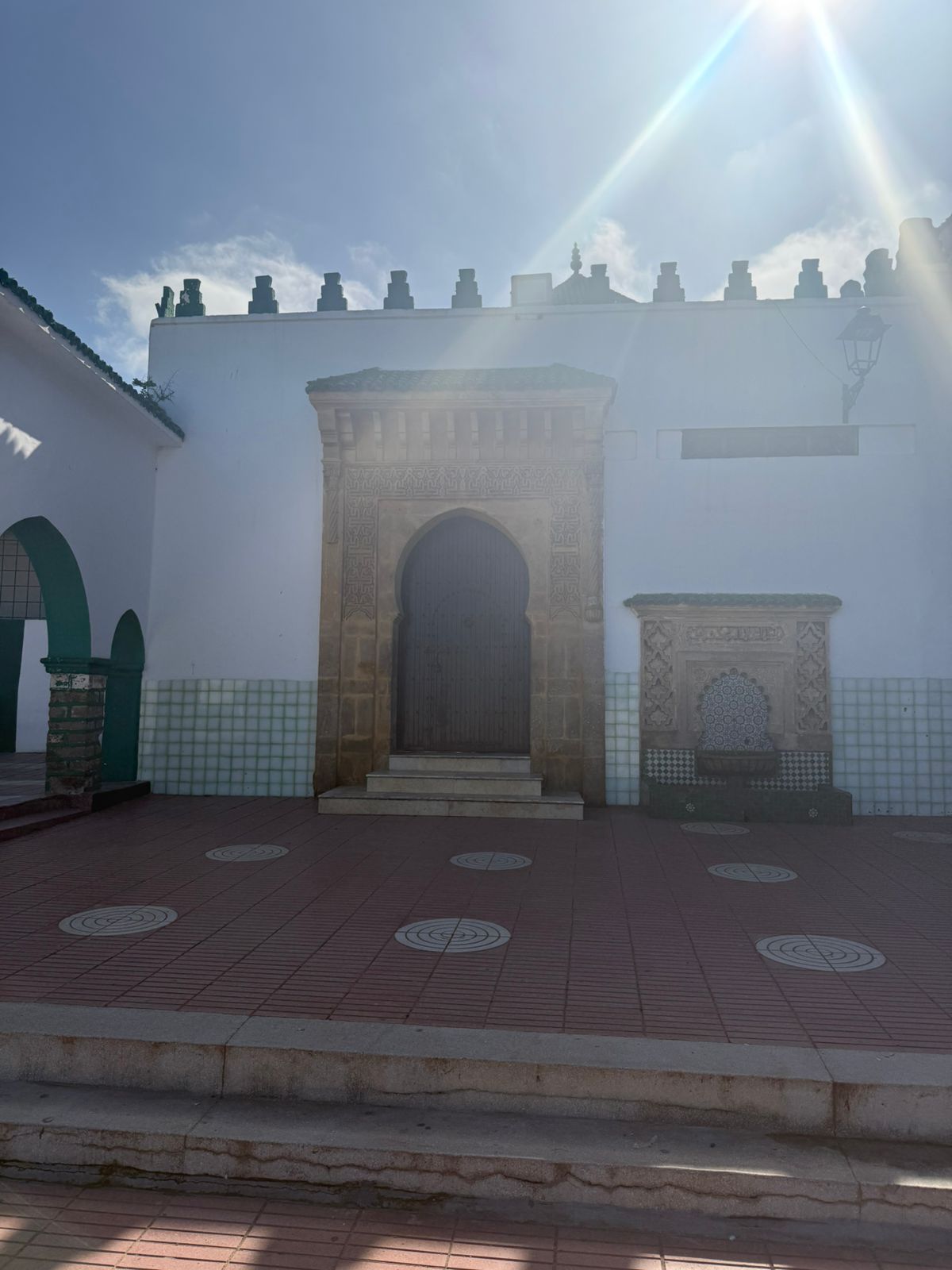 إغلاق ضريح مولاي عبدالله يعطل تنفيذ حكم قضائي نهائي… وقرار محكمة النقض في قلب الجدل  .