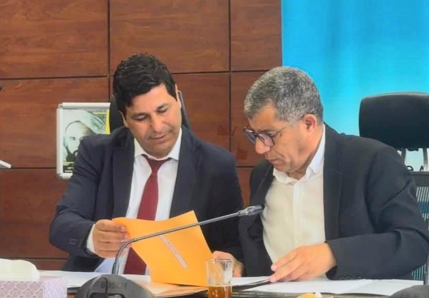 تسليم المهام في جامعة شعيب الدكالي: تعيين الدكتور عبد الواحد حجاجي رئيسًا مؤقتًا