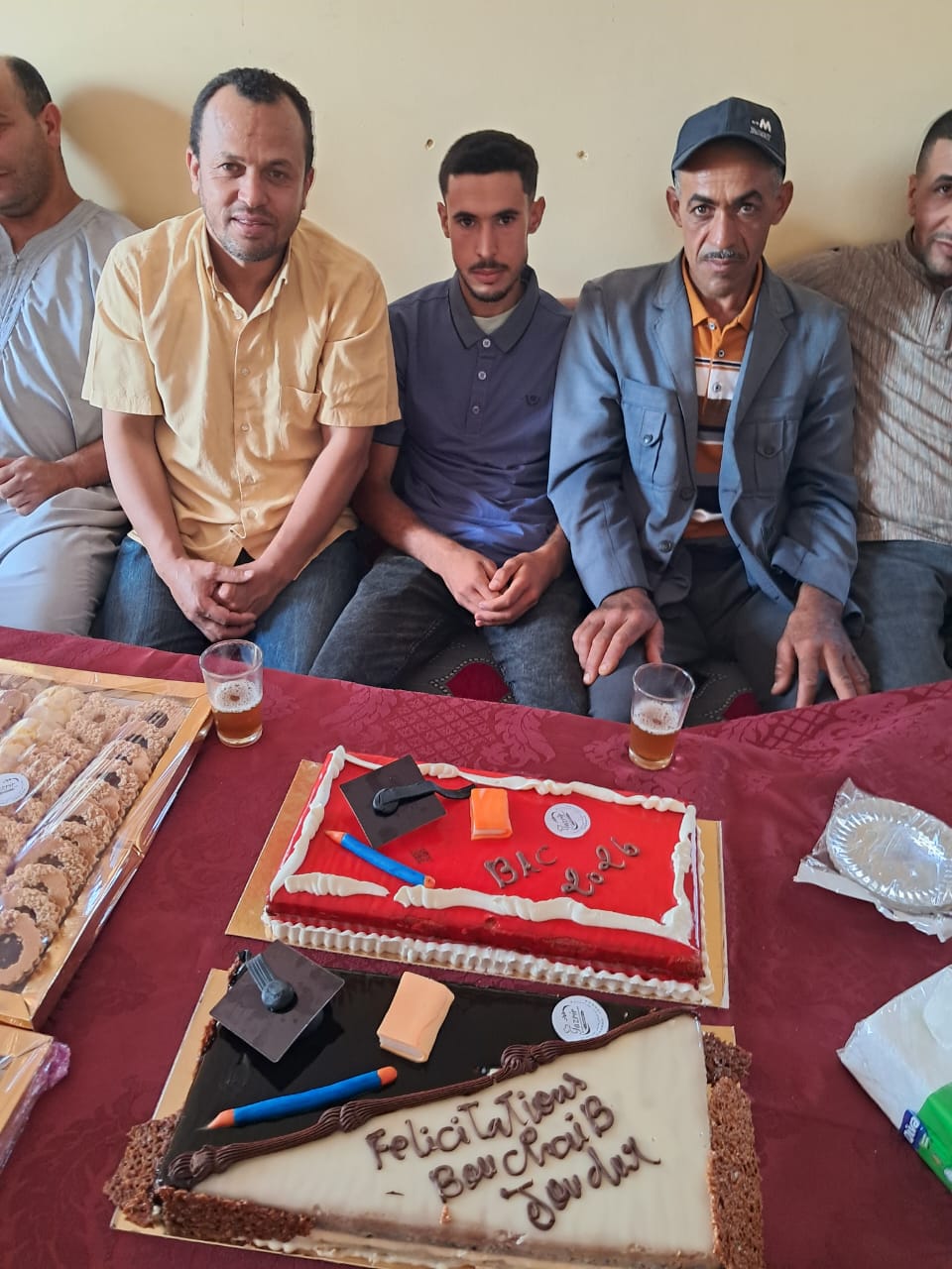 العونات: تكريم التلميذ بوشعيب جودار بعد حصوله على أعلى معدل بإقليم سيدي بنور